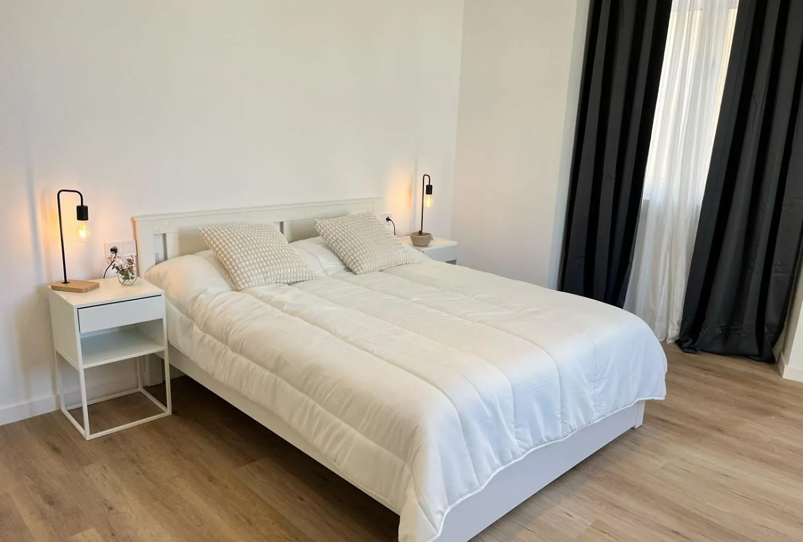 Suites Larios Malaga Hostel