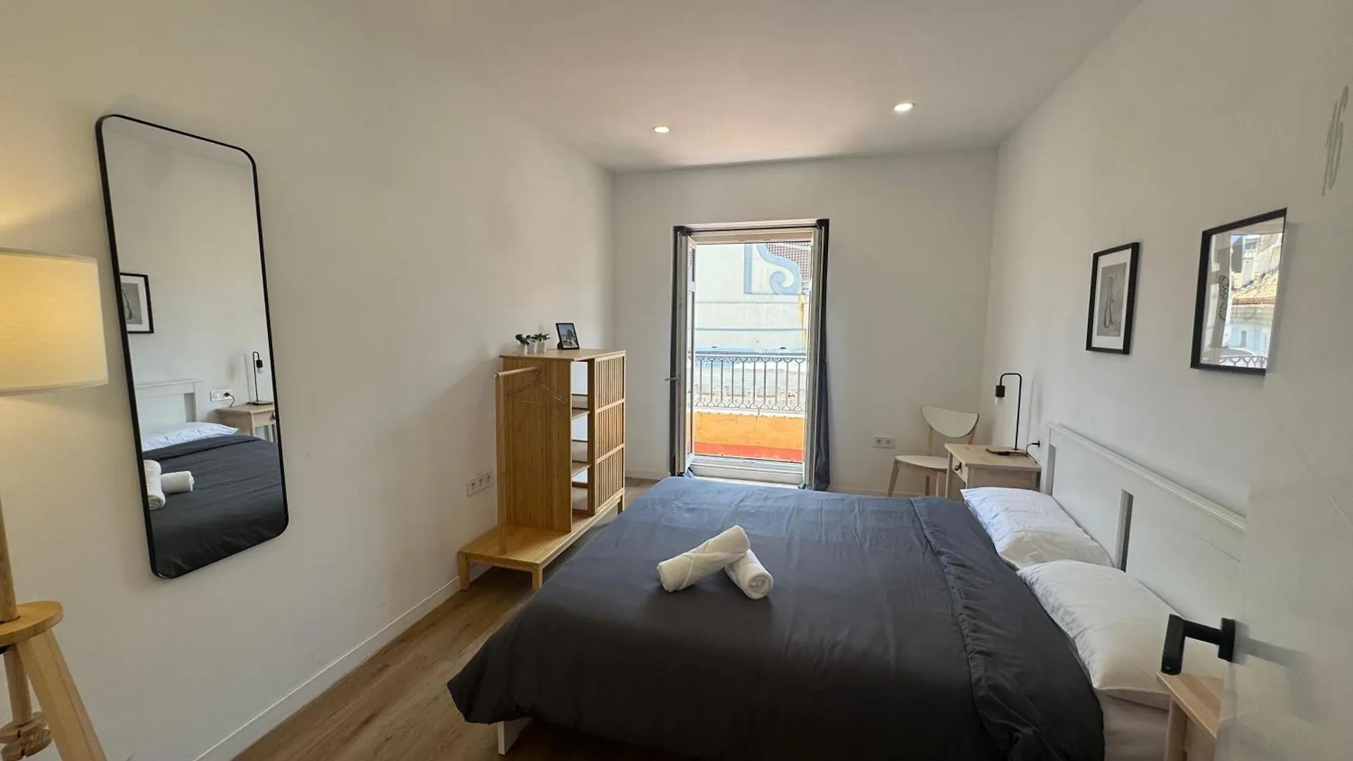 Suites Larios Malaga Hostel